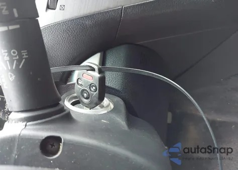 2010 Subaru Legacy 2.5I Premium z USA, uszkodzony, nr VIN 4S3BMBC67A3214332